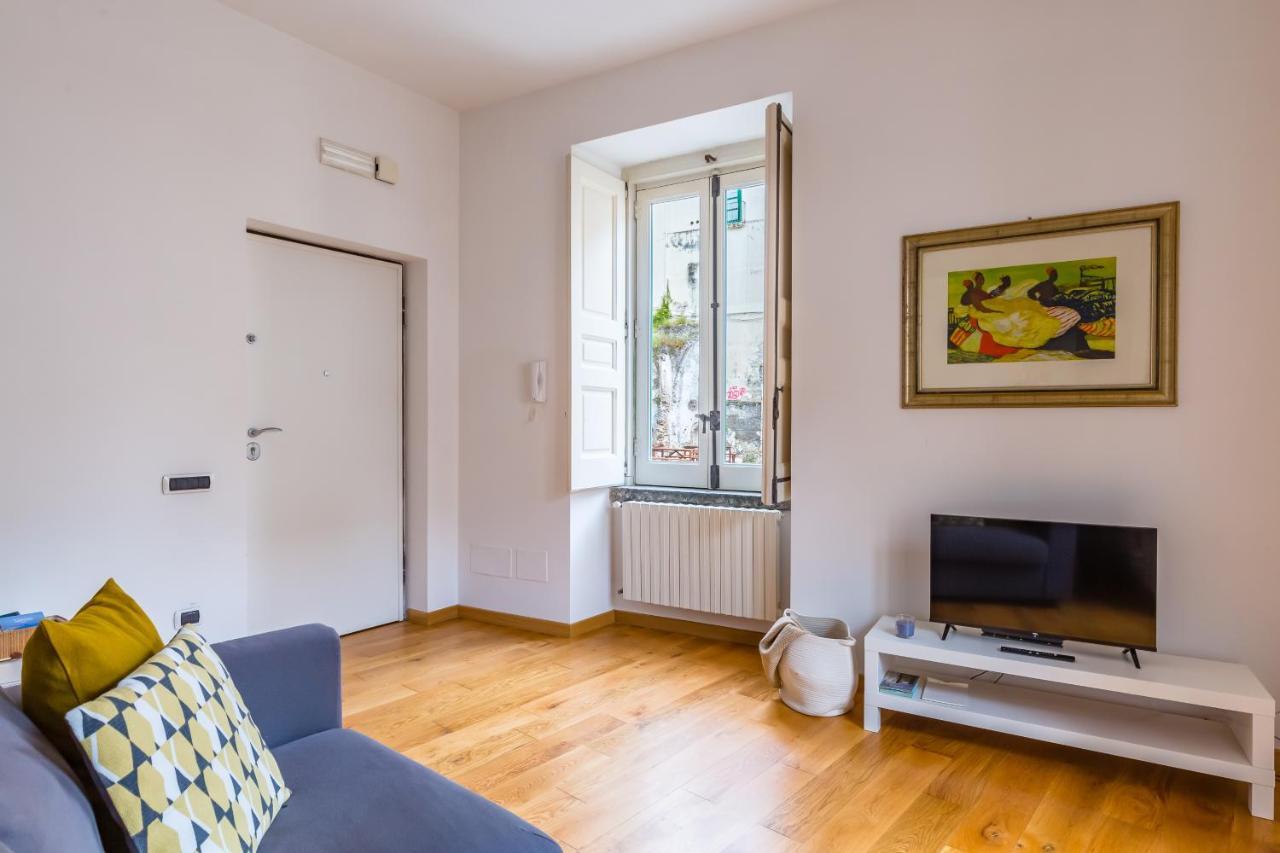 Starhost - Terazza Barbuti Apartment Salerno Ngoại thất bức ảnh