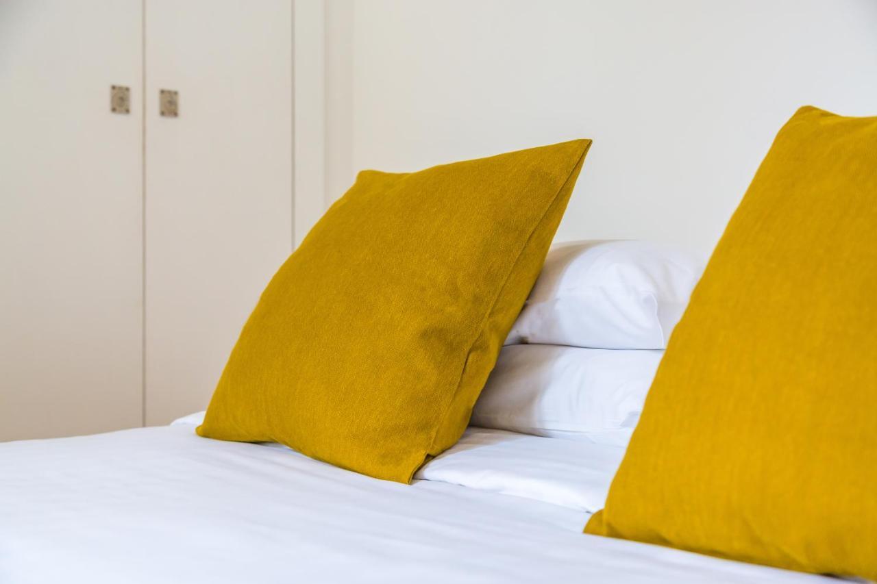 Starhost - Terazza Barbuti Apartment Salerno Ngoại thất bức ảnh